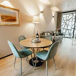 Center Premium By Vacationy شقة بورتو
