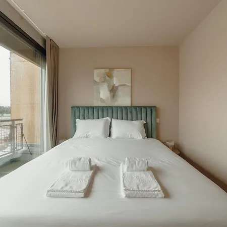 Center Premium By Vacationy Apartment