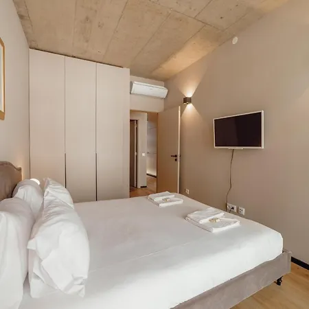 Apartment Center Premium By Vacationy *