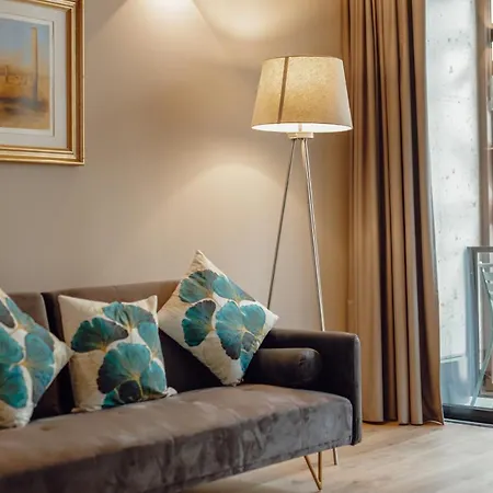 Apartment Center Premium By Vacationy